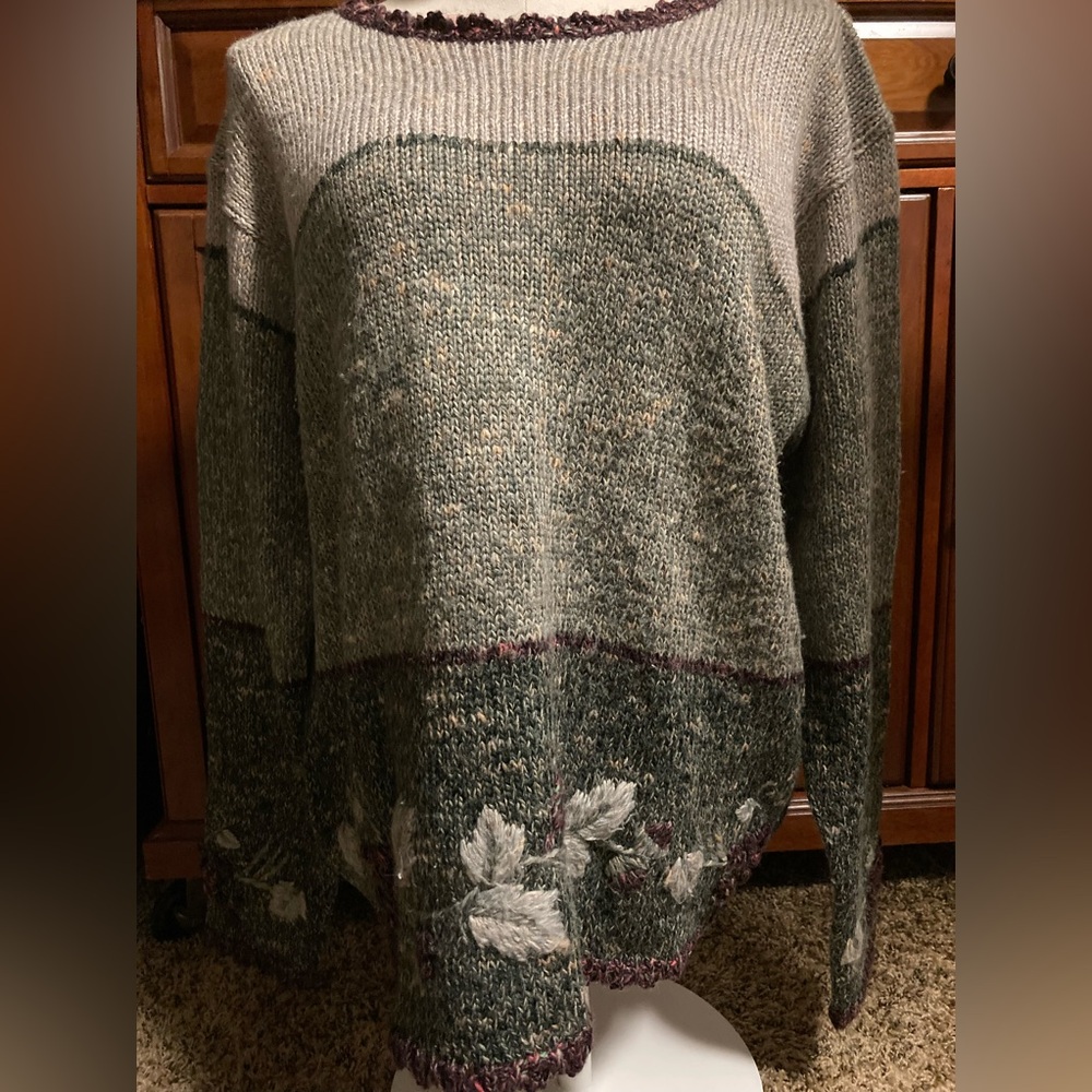 Baxter & Wells beautiful sweater